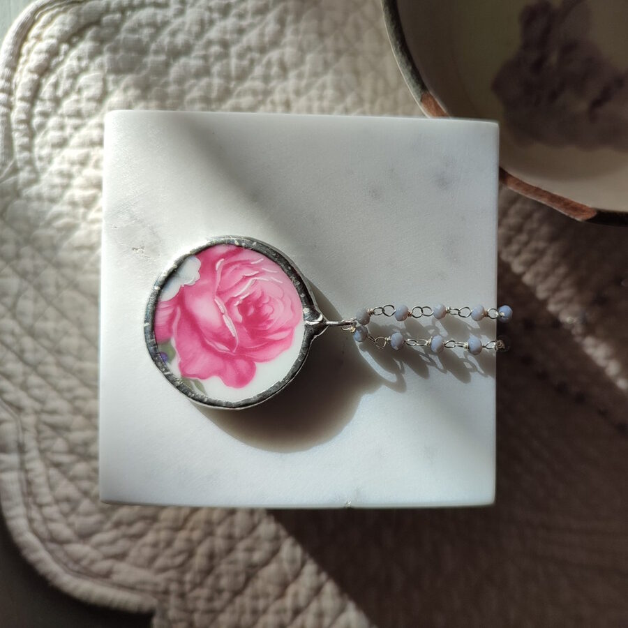 Collana artigianale in ceramica vintage ROSA ALBA