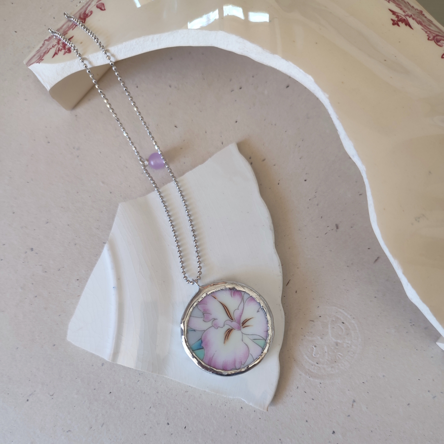 Collana artigianale in ceramica vintage PLUMERIA