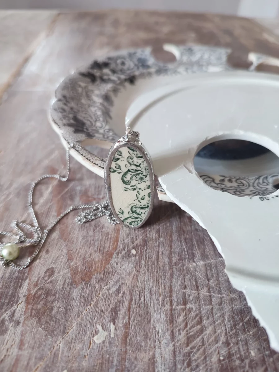 Collana artigianale in ceramica vintage MATTINO