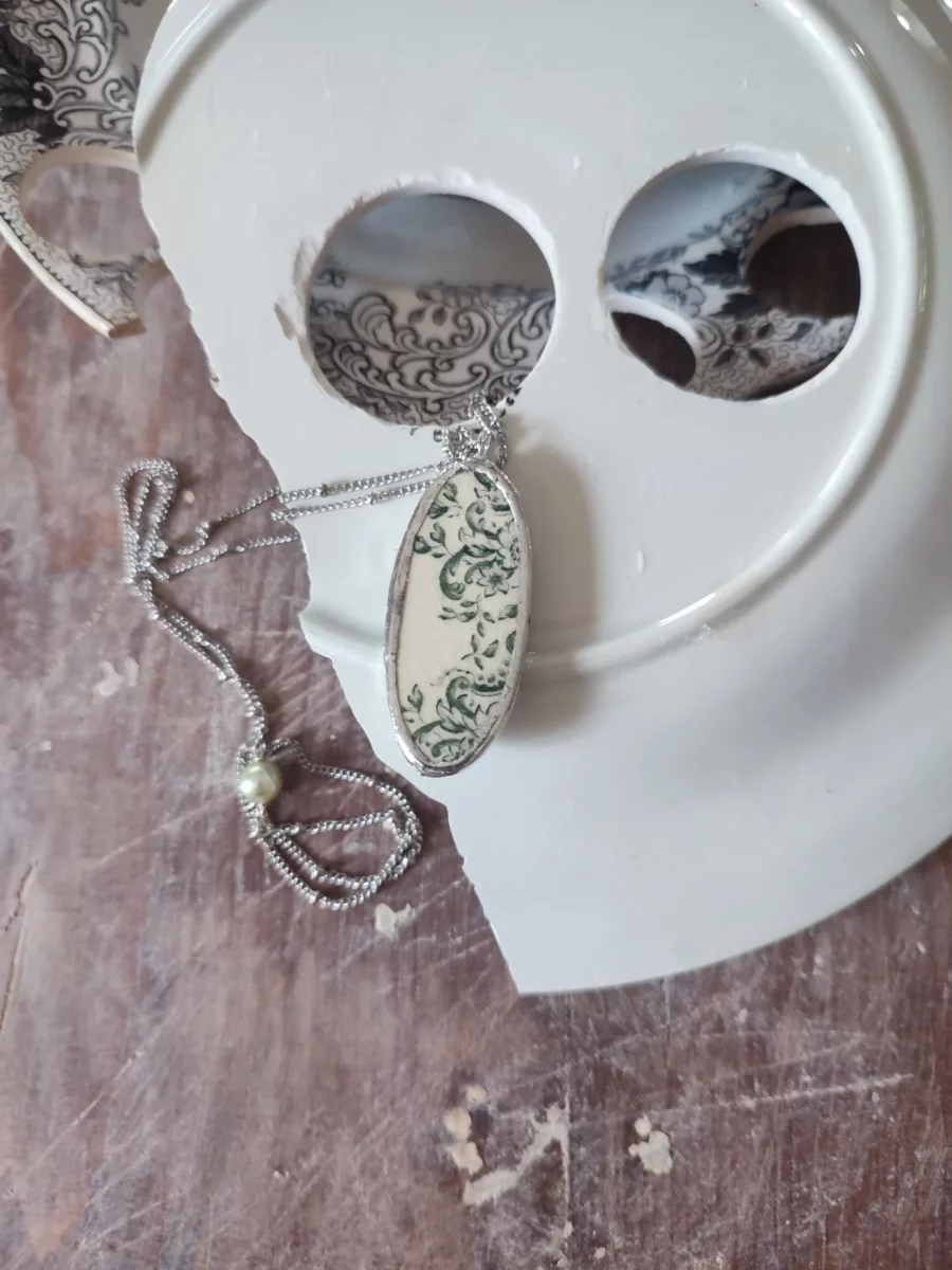 Collana artigianale in ceramica vintage MATTINO