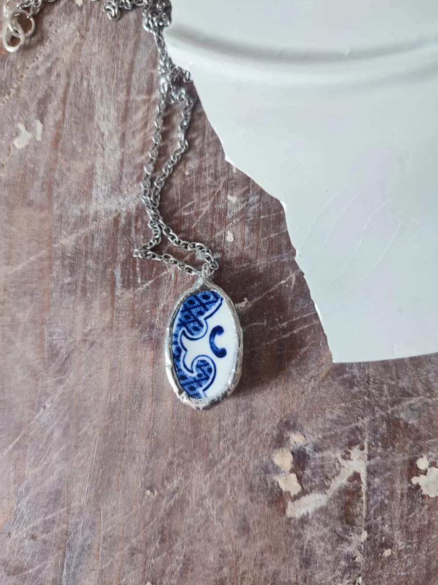 Collana artigianale in ceramica vintage OTTO