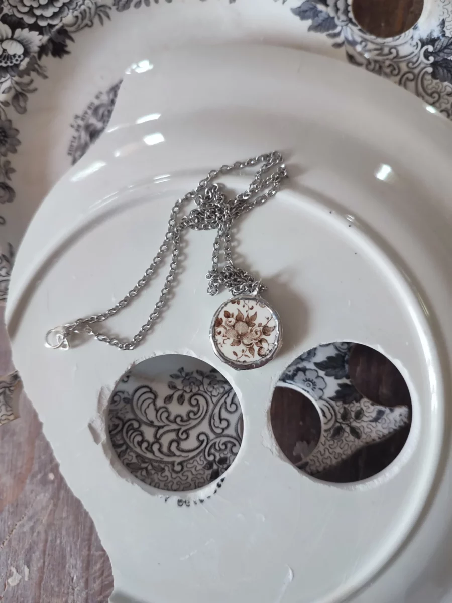Collana artigianale in ceramica vintage PREPARO IL TE'