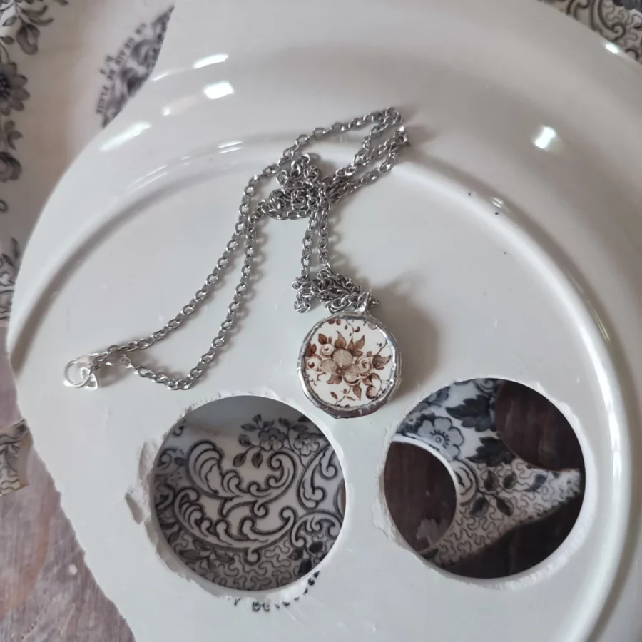 Collana artigianale in ceramica vintage PREPARO IL TE'