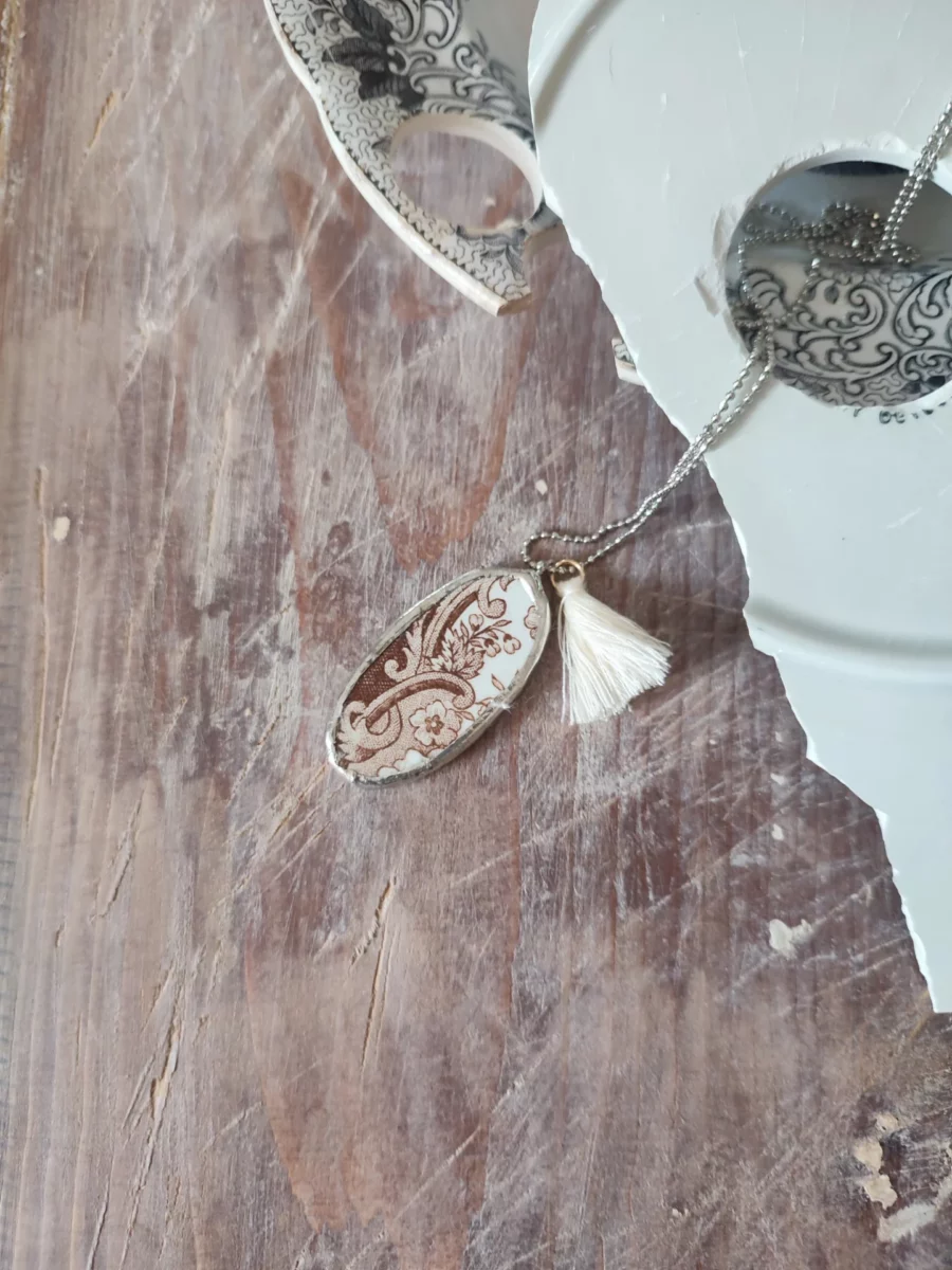 Collana artigianale in ceramica vintage SHABBY