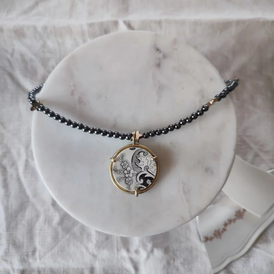 Collana artigianale in ceramica vintage CERCAMI