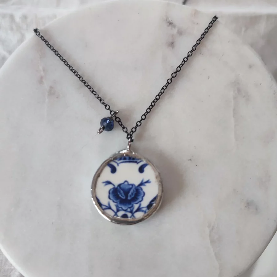 Collana artigianale in ceramica vintage ROSA BLU