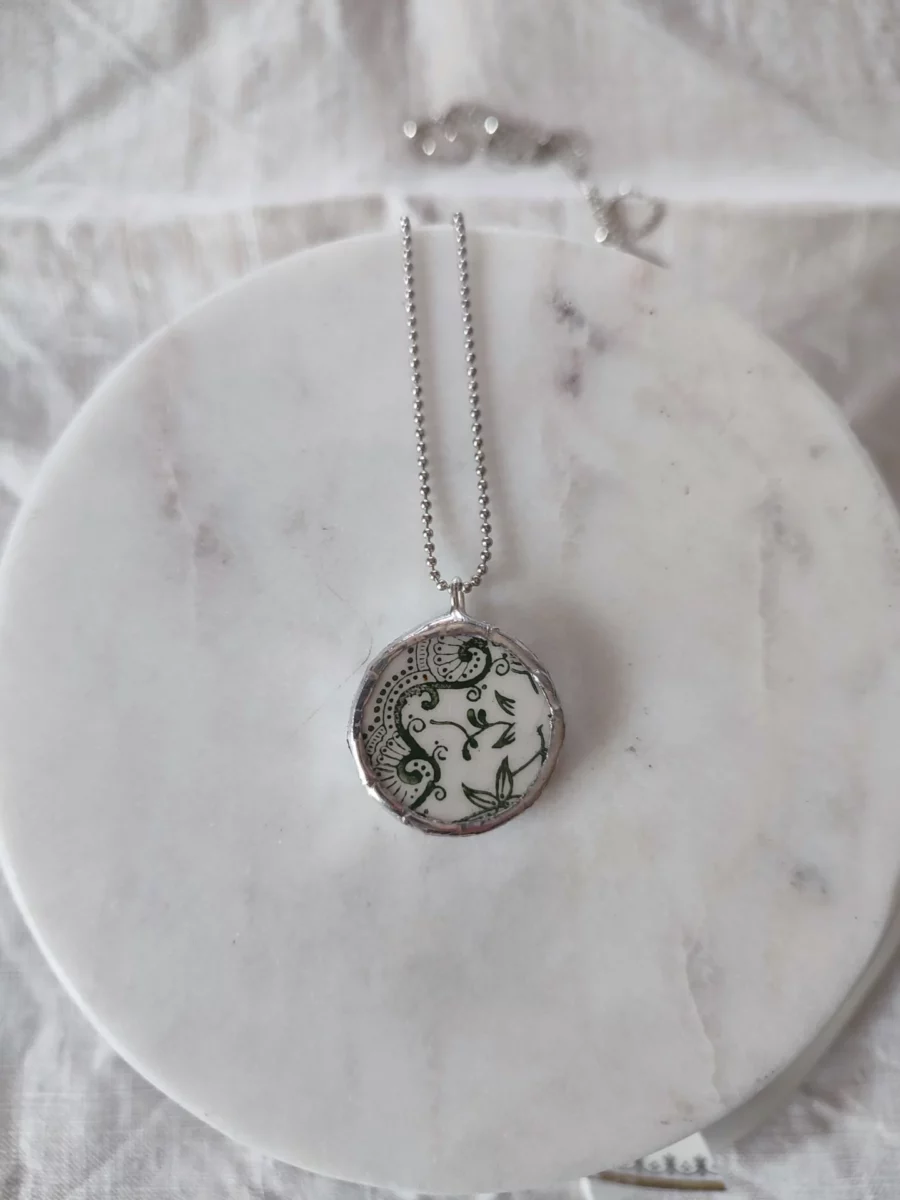 Collana artigianale in ceramica vintage SE STAI QUI - immagine 2