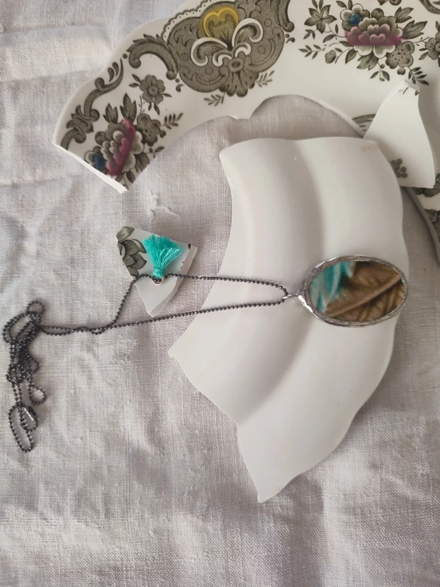 Collana artigianale in ceramica vintage MENTA