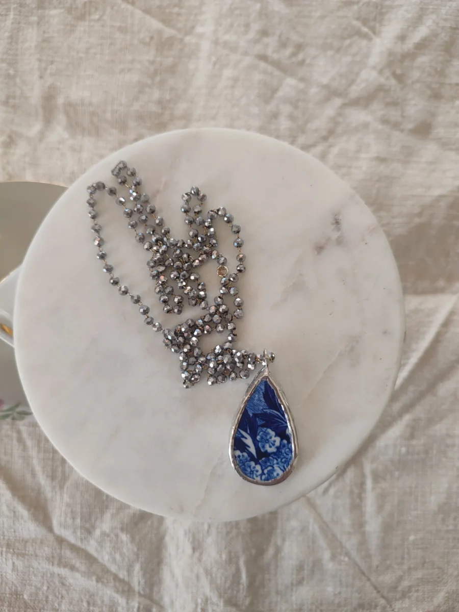 Collana artigianale in ceramica vintage PIOGGIA