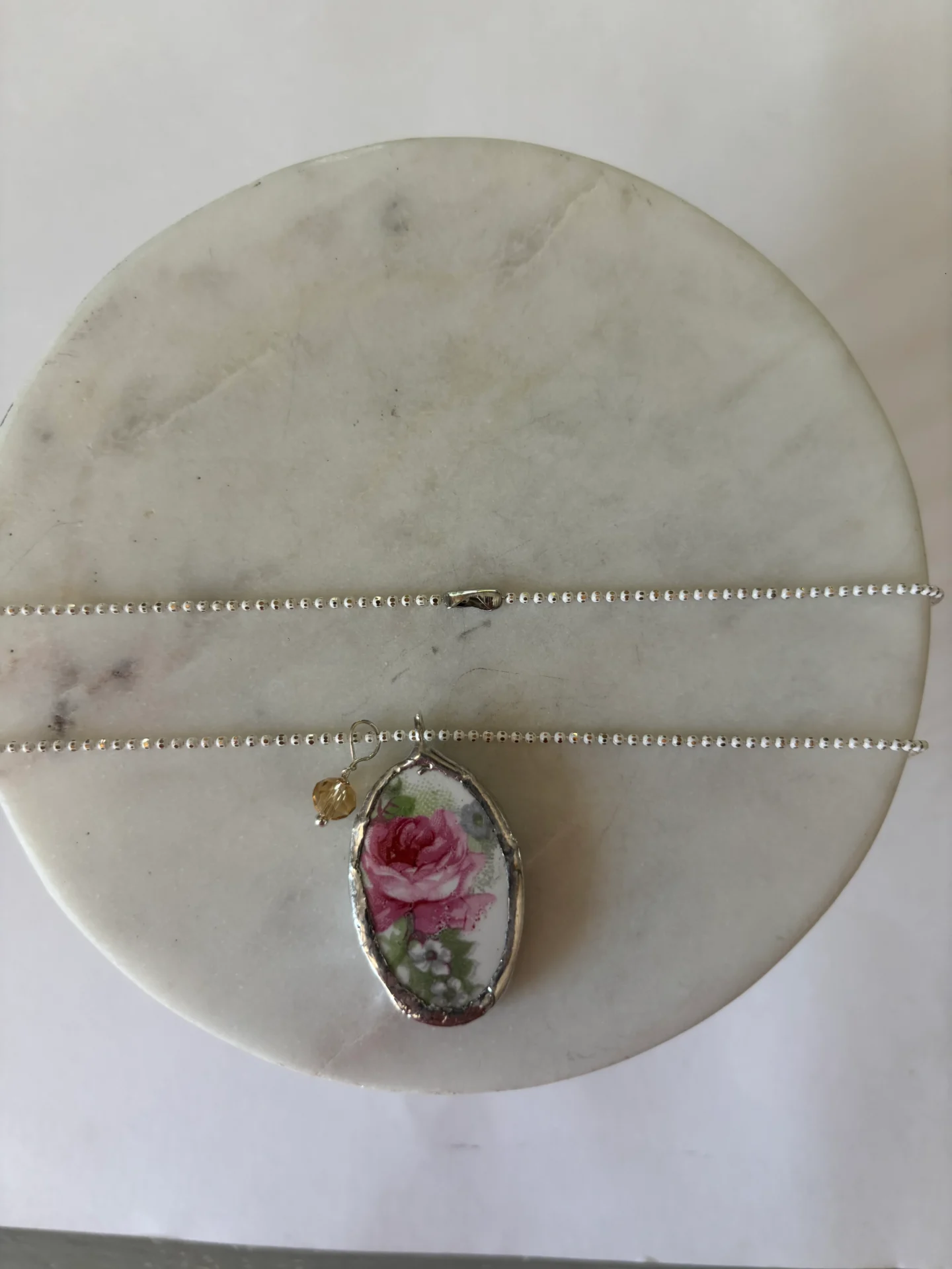 Collana artigianale in ceramica vintage ROSA ANTICA